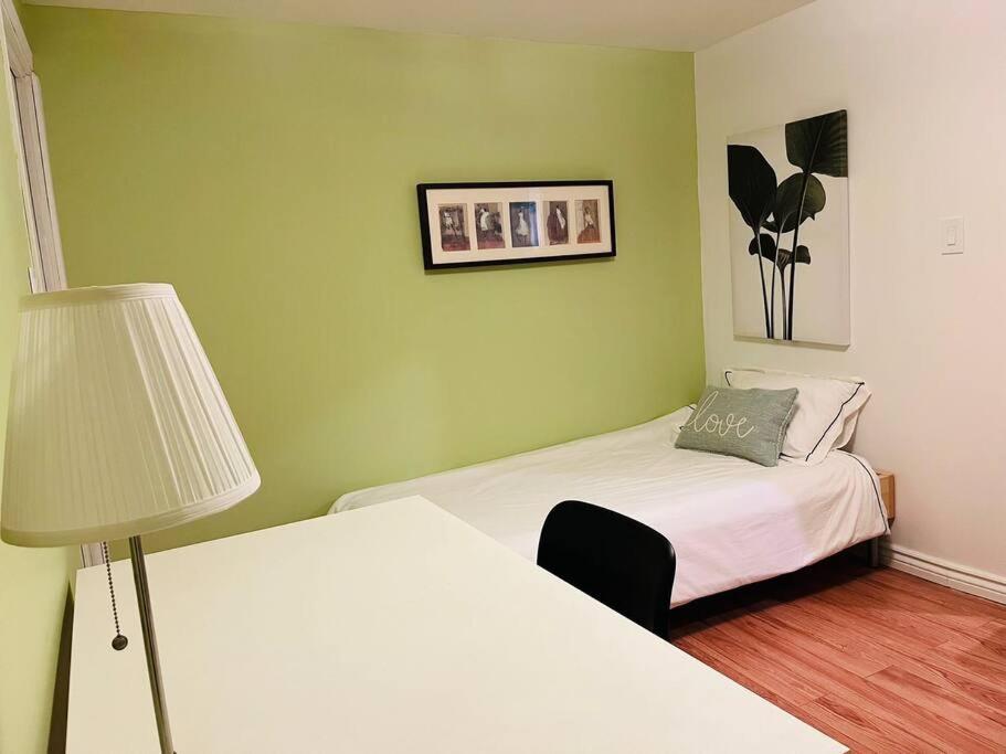 Emily'S Charming House Villa Brossard Ngoại thất bức ảnh